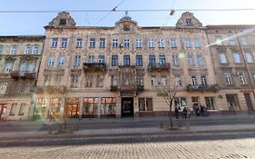 Зелені апартаменти біля Оперного театру Flat in the city center